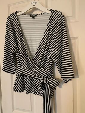 Express Black and White Striped wrap Top- kimono style medium